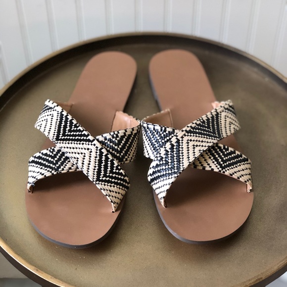 J CREW | SEASIDE RAFFIA WOVEN FLAT SANDAL. 10.NEW - Picture 2 of 8